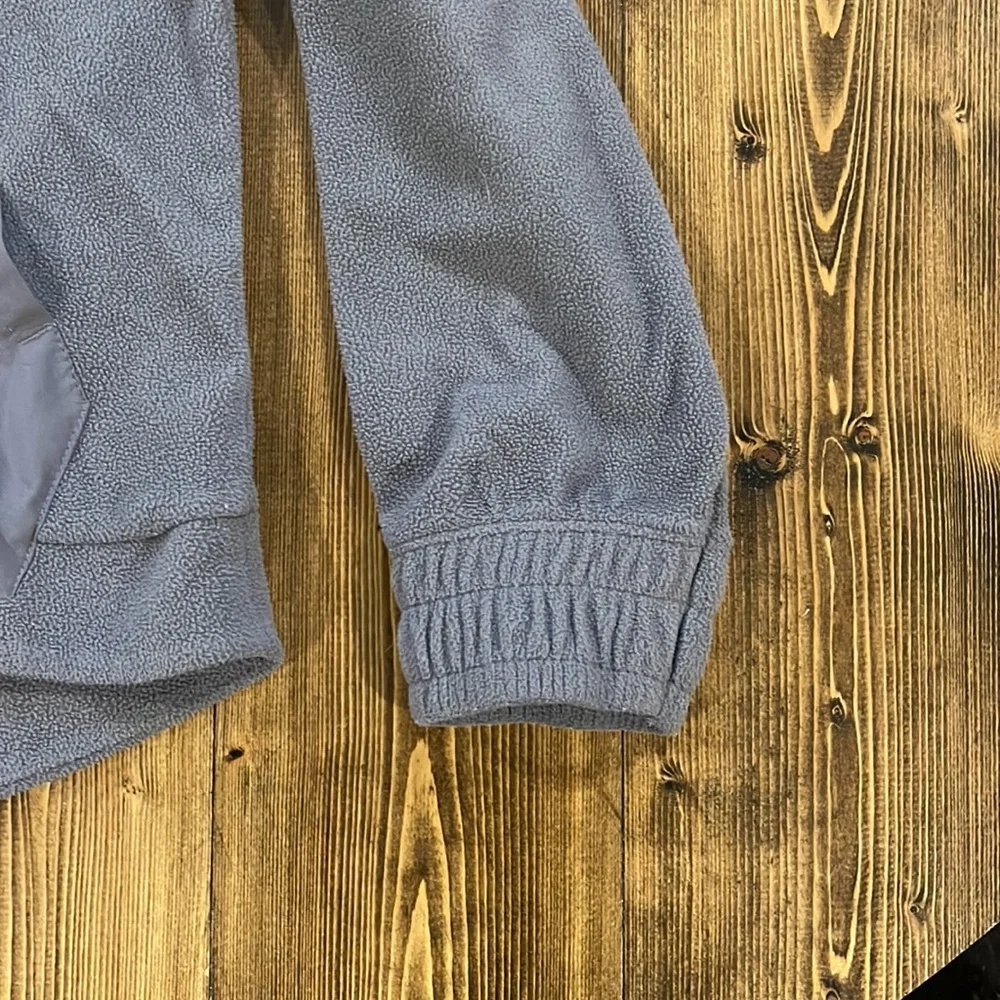 Fleece Pullover Sweatshirt 1/2 Zip Gray Small S - Barely Worn!! - Picture 3 of 7